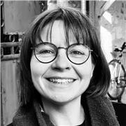 Professeur de dessin avec 2 ans d'expérience propose des cours particuliers, pour adultes adolescents et enfants.